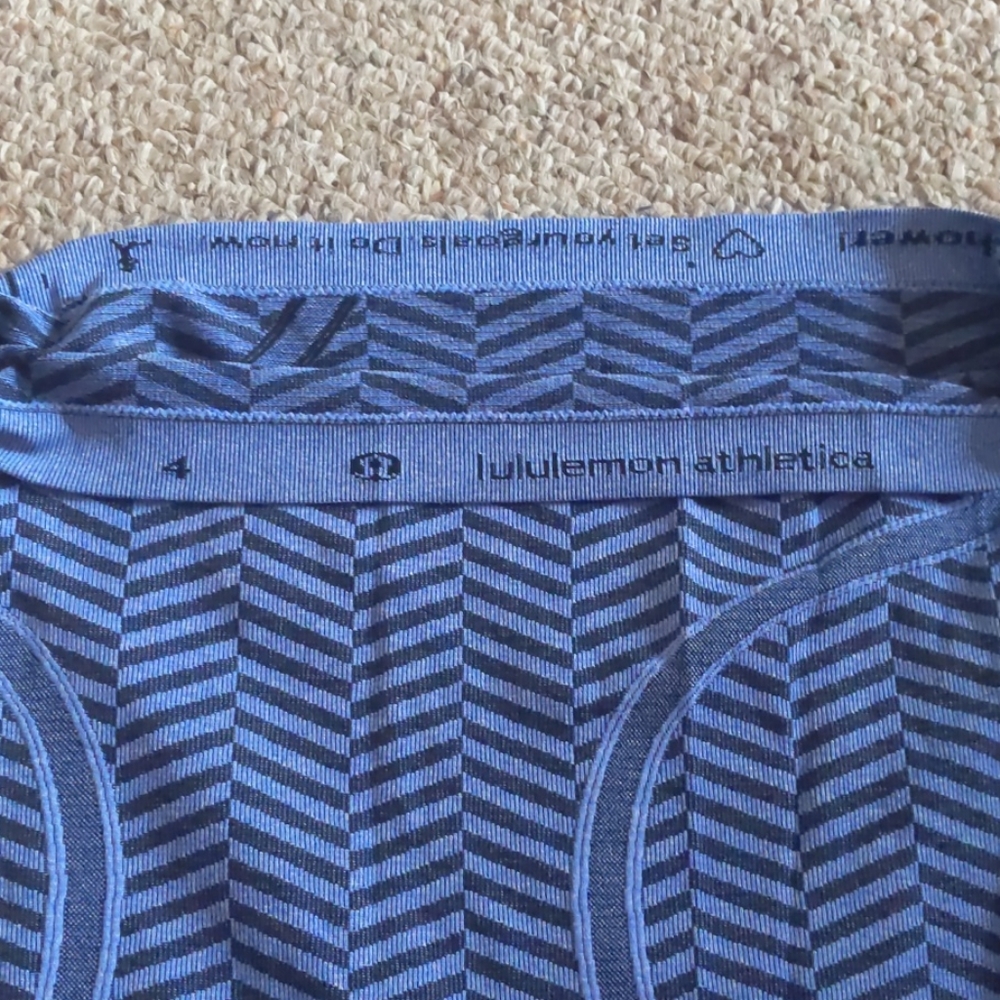 Lululemon Swiftly Tech Tank Rare Color Size 4 - image 8